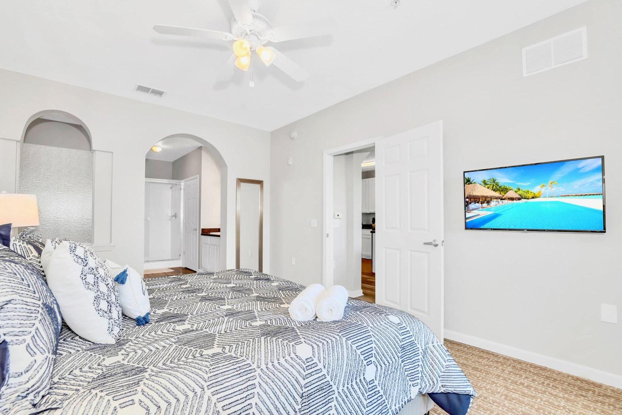 Holiday home Relaxing 3br Near - Pool And Hot Tub *
